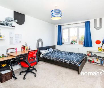 5 bedroom detached house to rent - Photo 3