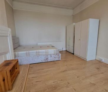 House share to rent - Photo 5
