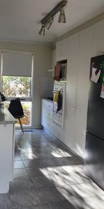 Doncaster East - Photo 4