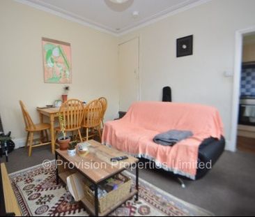 2 Bedroom Houses in Burley - Photo 4