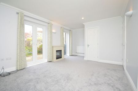 Neil Avenue, Holt, Nr25 - Photo 2