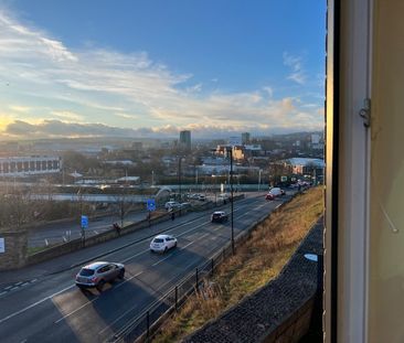 3 Bed Semi-Detached House, Castle Croft Drive, S2 - Photo 3