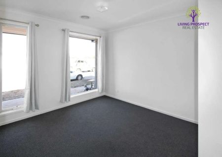 “Perfectly located in Tarneit” - Photo 3