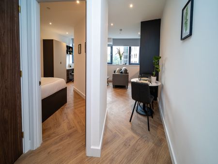 Apt 0112, Q Three Residence - Photo 5