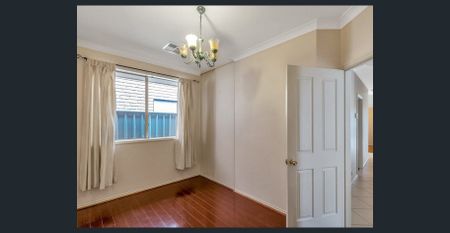 Enjoy a Peaceful Ambiance Family Home! - Photo 2