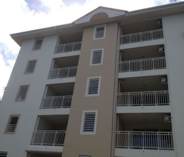 Location Appartement 45.63m² 2 pièces Fort de france - Photo 2