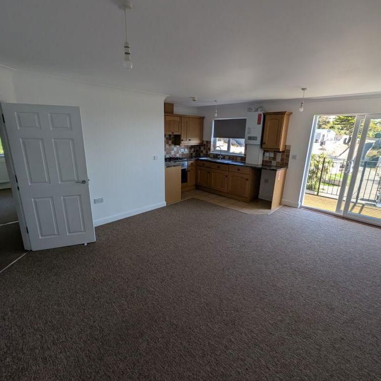 3 bedroom apartment to rent - Photo 1