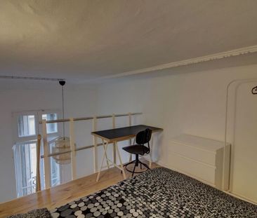 Appartement à louer 2 pièces • 14,20 m2 Marseille 1 - Photo 2