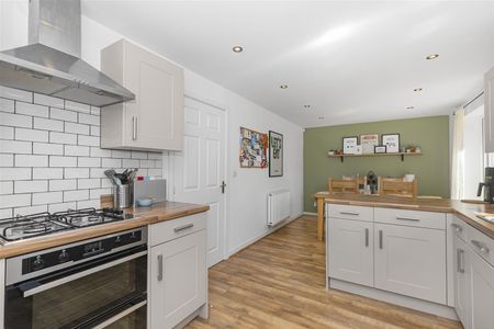 Hestia Close, Keynsham, Bristol - Photo 3