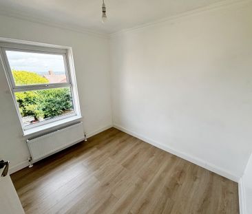 Framlingham Place, Sheffield - Photo 1