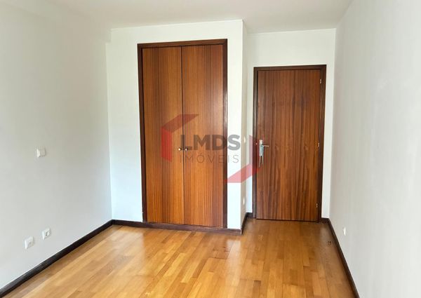 Apartamento T1 + 1