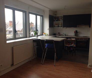 À louer, Amiens proche centre-ville : appartement 2 pièces rue Mill... - Photo 4