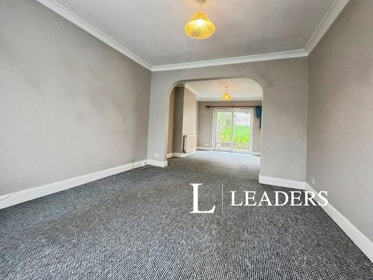 3 bedroom apartment to rent - Photo 1