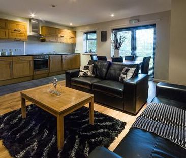 1 bedroom in a house share to rent - Photo 1