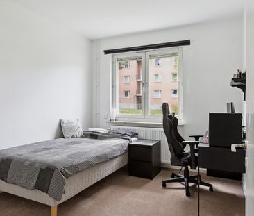 Strängnäs - 2rok - 7mån - 9.775kr/mån - Photo 5