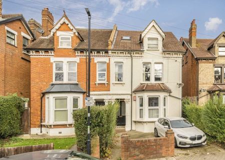 Gleneldon Road, SW16 2BQ, London - Photo 4