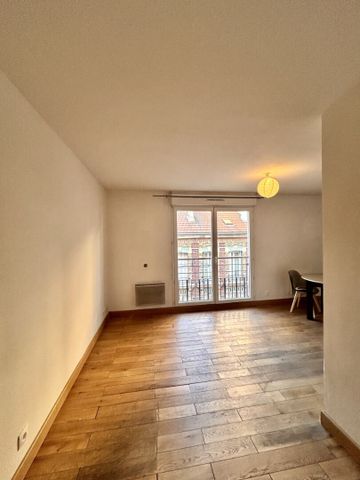 Location Appartement 1 pièce 28m² ST DENIS 93200 - Photo 2
