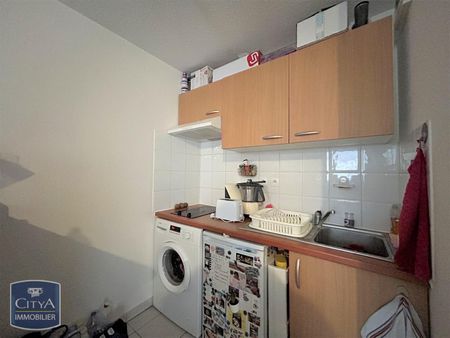 Location Appartement 2 pièces 38m² CAHORS 46000 - Photo 3