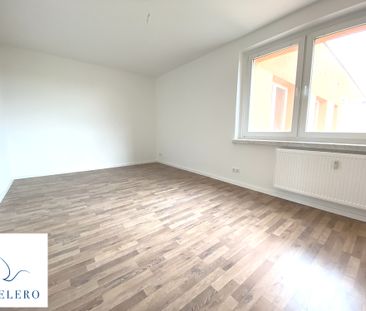 Große 3-RAUMWOHNUNG mit gutem Grundriss plus 300,00 € Gutschrift - Photo 4