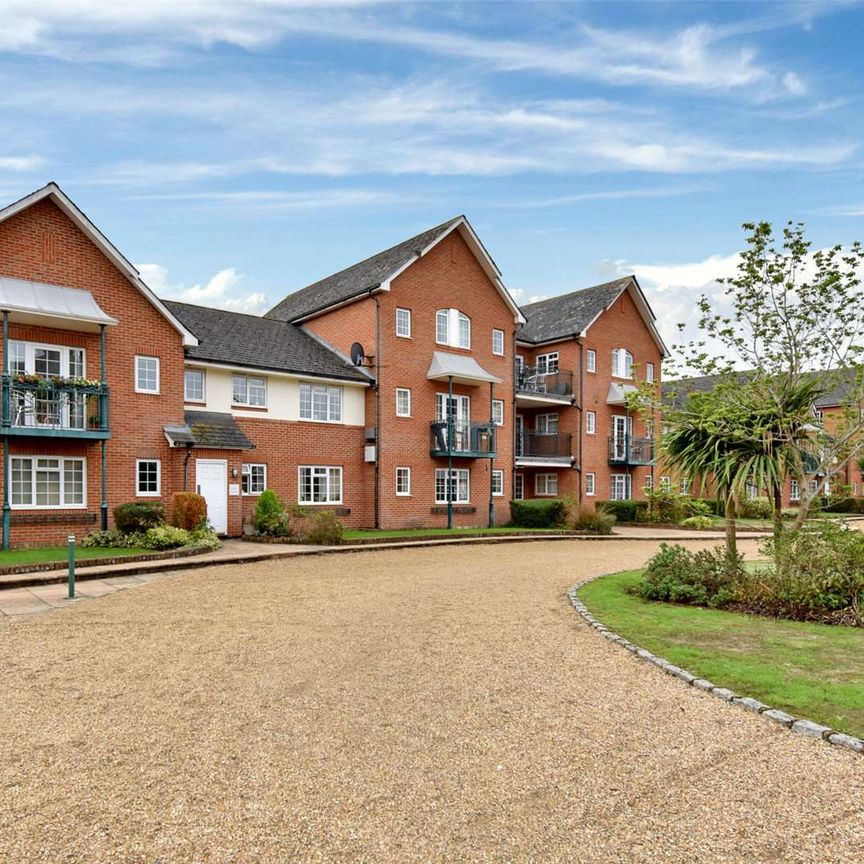 A first floor furnished two bedroom apartment with lift and car parking in a sought after Windsor town development. - Photo 1