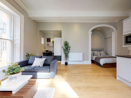 Apt 10, 19 Springfield Mount - Photo 3