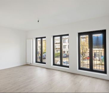 Instapklaar 2-slaapkamerappartement met carport - Foto 2