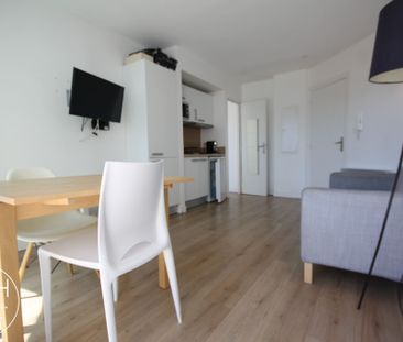 Location Appartement 1 pièce 27m² MARSEILLE 10ème - Photo 2