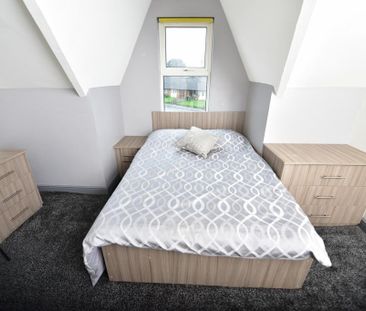 1 bedroom in a house share to rent - Photo 5