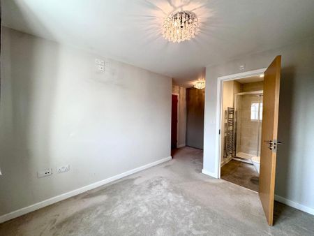 3 bedroom semi-detached house to rent - Photo 4