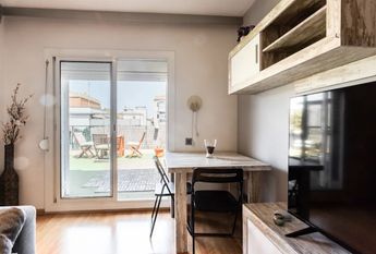 Carrer de Calderón de la Barca, Santa Coloma de Gramenet, Catalonia 08914