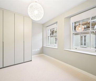 3 bedroom mews to rent - Photo 6