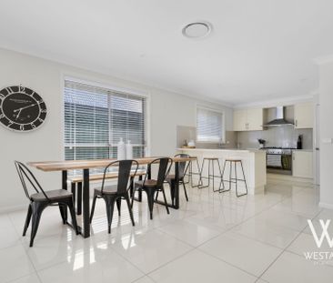 LOW MAINTENANCE WITH PARK VIEWS - Photo 4