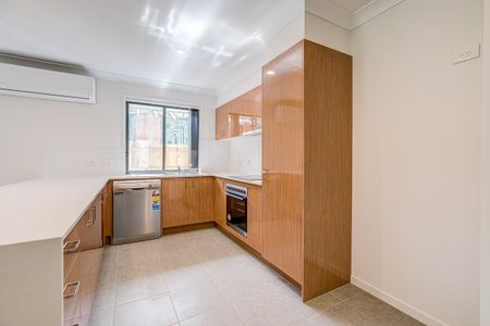 Perfect Family Home - Surrounded by Park and Bushland! - Photo 2