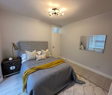 2 Bed Flat, Ling Road, E16 - Photo 6