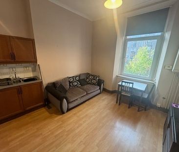 2 Bed Flat, Linden Street, G13 - Photo 1