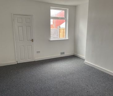 Howard Road, Mansfield, NG18, Property for rent - Photo 2