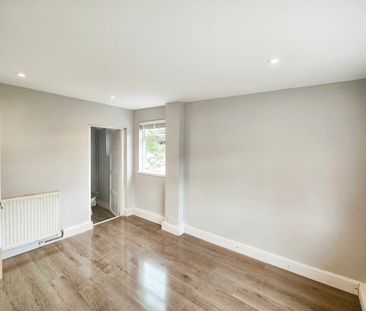 3 bedroom house to rent Station Road, Great Billing, Northampton, NN3 - Photo 3