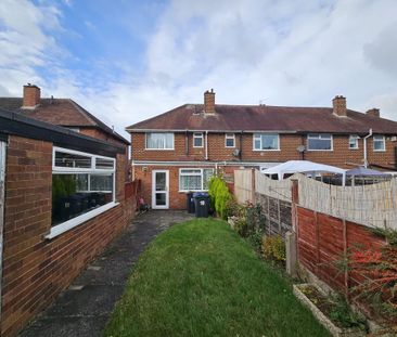 3 bedroom terraced house to rent - Photo 3