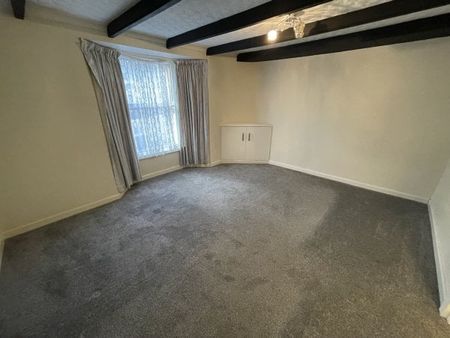 Camborne, Camborne, TR14 - Photo 2