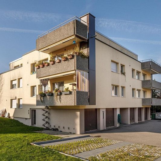 Schöne 3.5-Zimmerwohnung im 1.OG in Utzenstorf - Photo 2