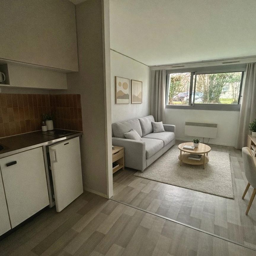 Location Appartement 1 pièce 21m² MONT ST AIGNAN 76130 - Photo 1