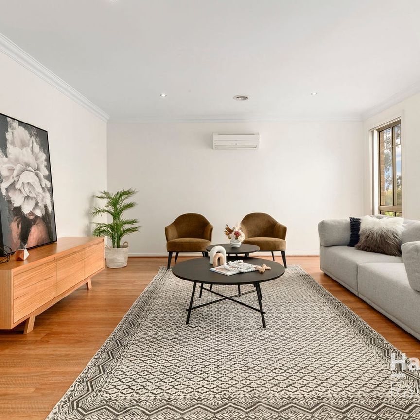 Charming 3-Bedroom Home in South Morang - Photo 1