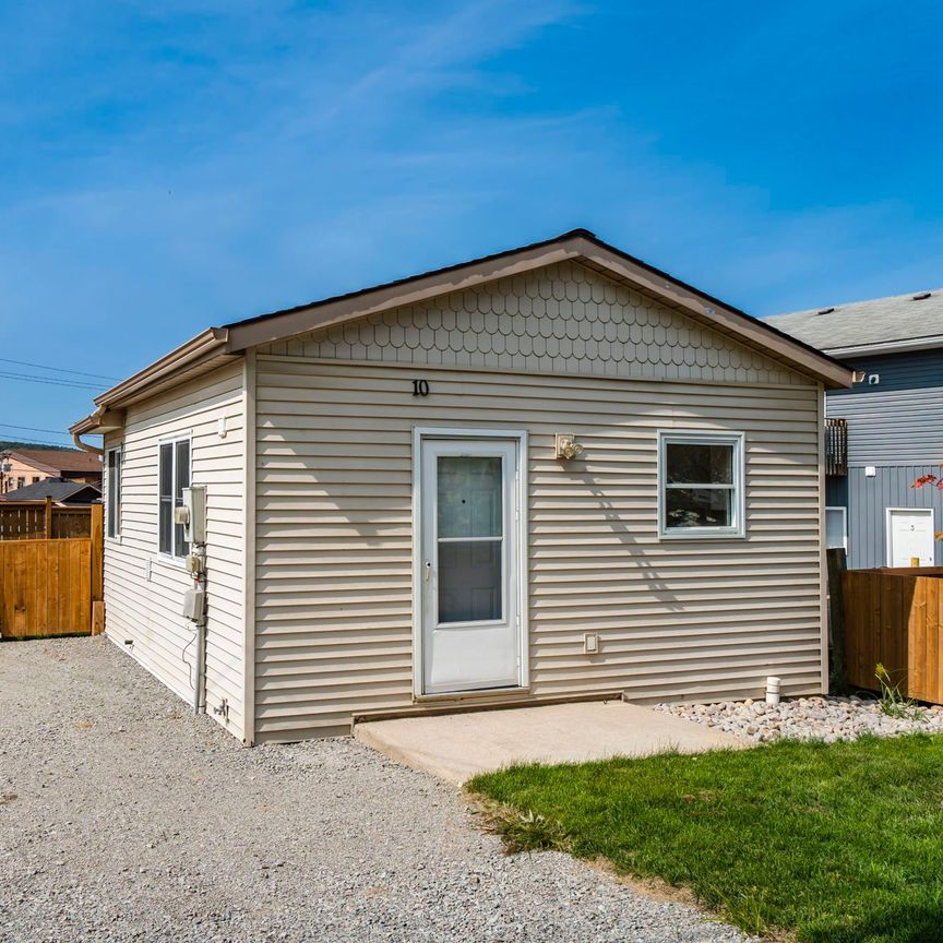 For Lease - 10 Levi Simon Trail, Penetanguishene, Ontario - Photo 1