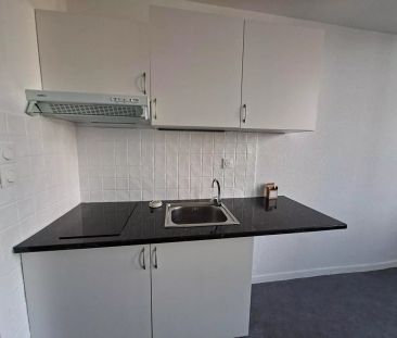 A louer Bordeaux gare, Appartement T1 Bis 27.50m2 - Photo 2