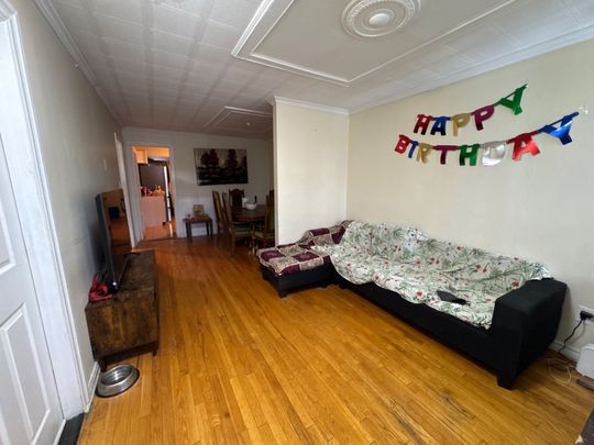 For Lease - 35 Commonwealth Avenue Unit# Main, Toronto, Ontario - Photo 1