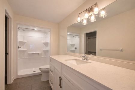 For Lease - 331 Voyageur Place, Russell, Ontario - Photo 4