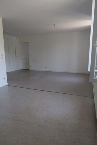 Appartement Le Chambon-Feugerolles - Photo 2