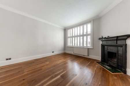 3 bedroom flat to rent - Photo 5