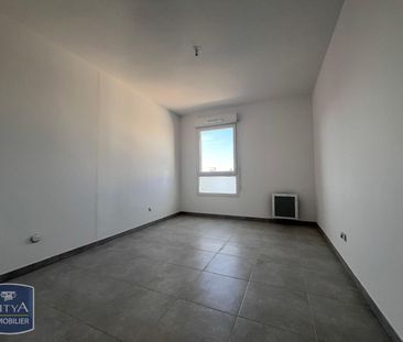 Location Appartement 2 pièces 39m² ARLES 13200 - Photo 2