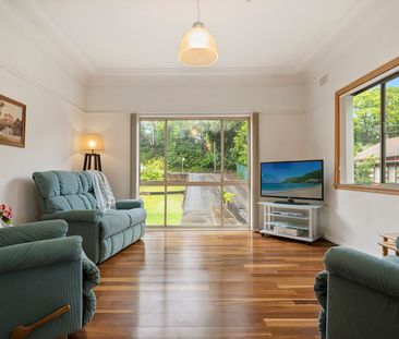 Original, Well-Kept Home in Wonderful Location! - Photo 6